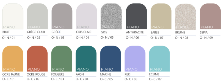 15 échantillons de peinture pour piano, accompagnés de leurs noms et codes, dans des teintes neutres, chaudes et froides.